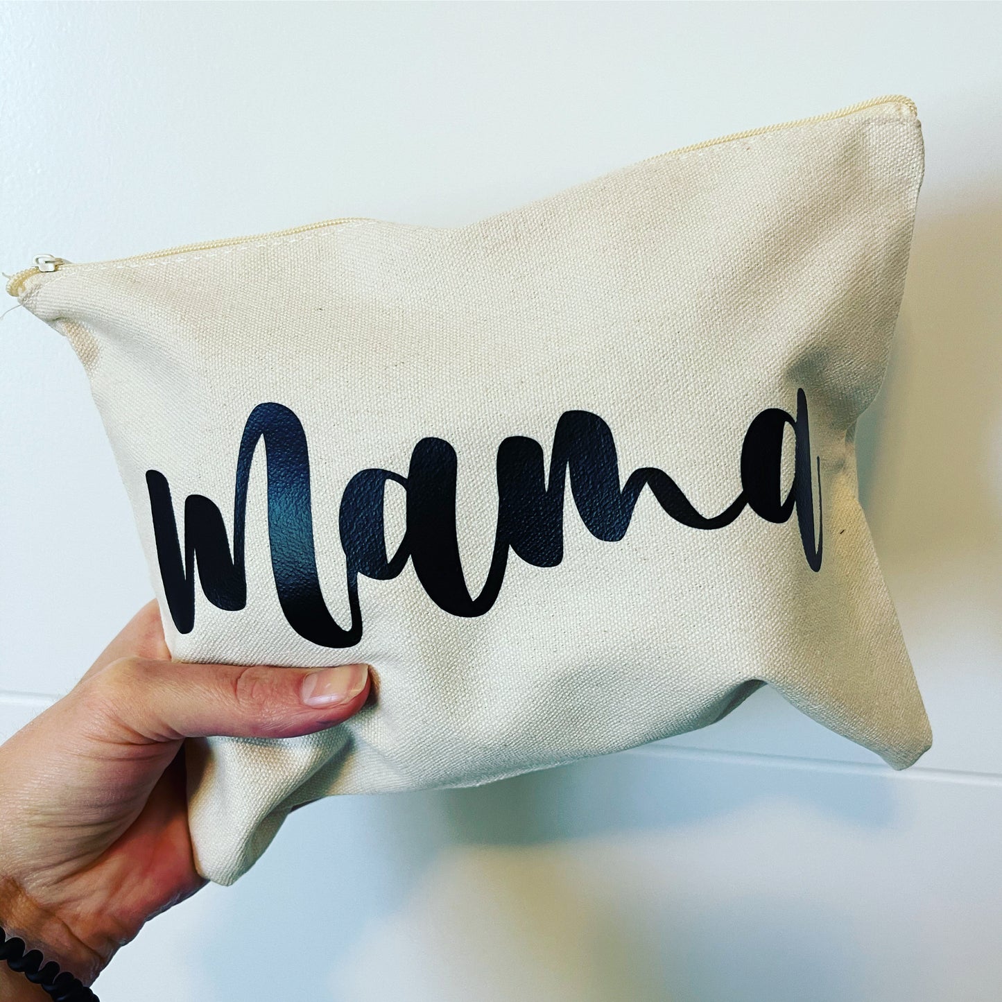 MAMA Pouch