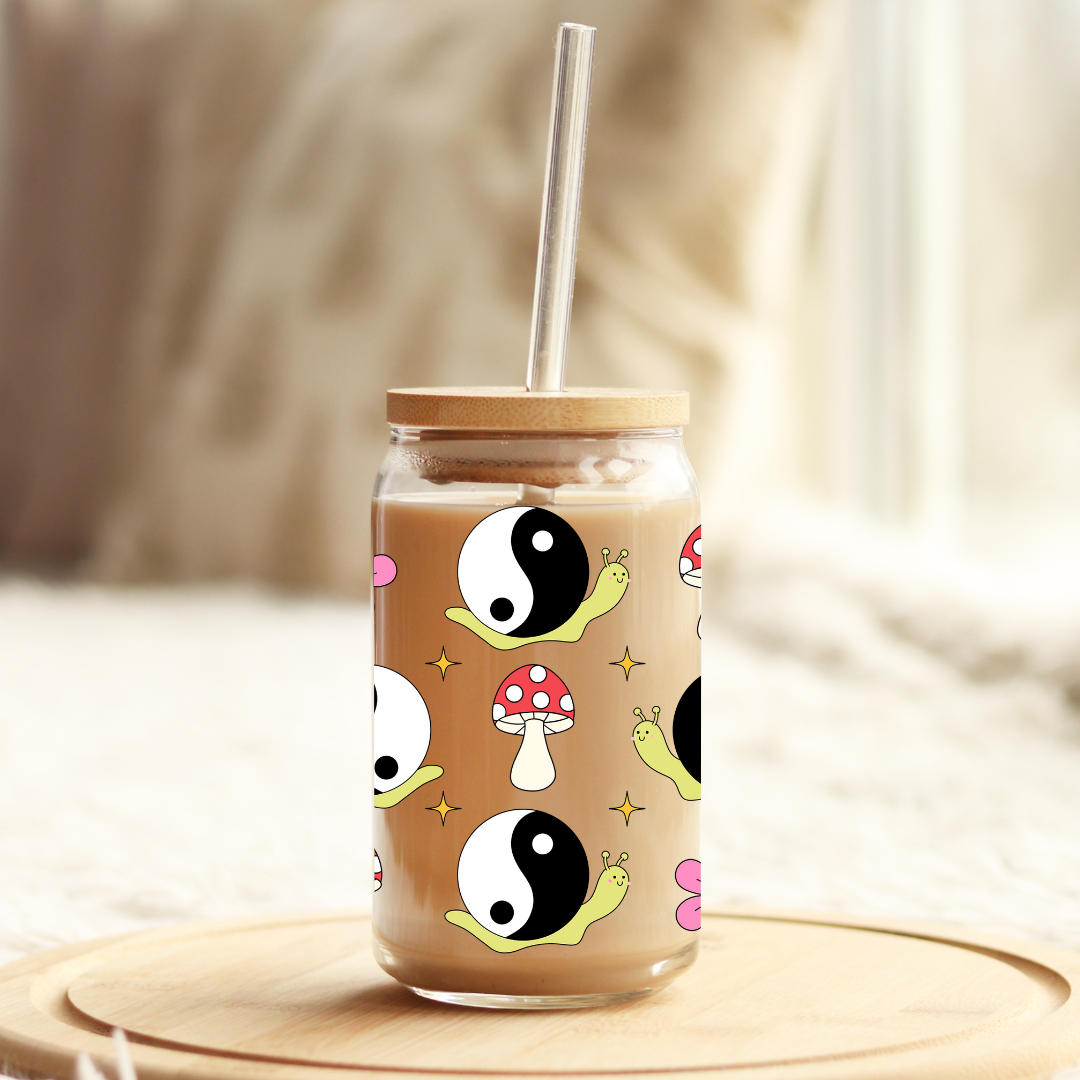 Yin Yang Snails 16oz Glass Can with Bamboo Lid & Glass Straw